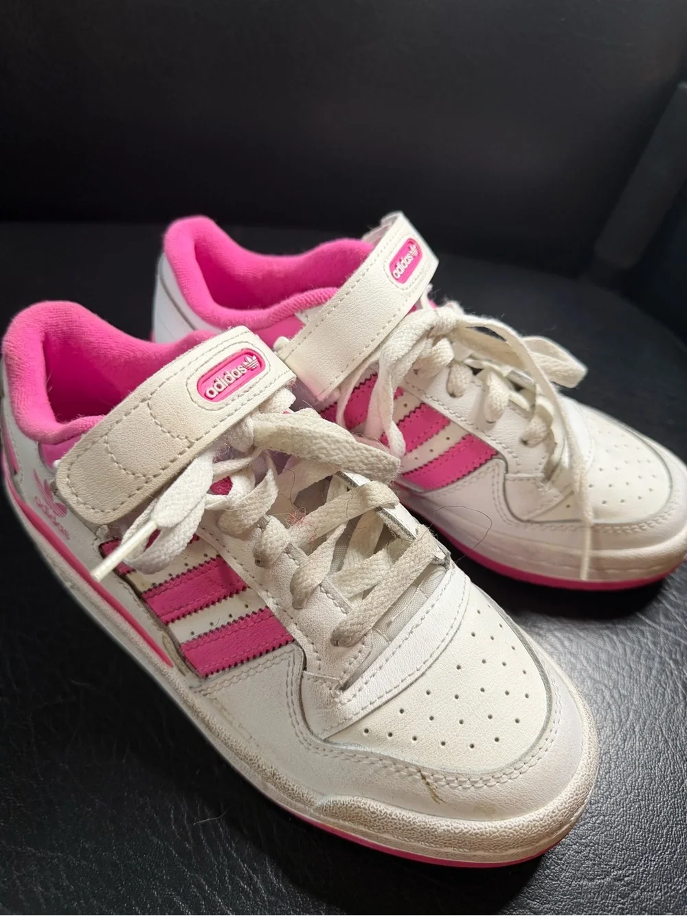 adidas Kids White and Hot Pink Low-Top Sneakers